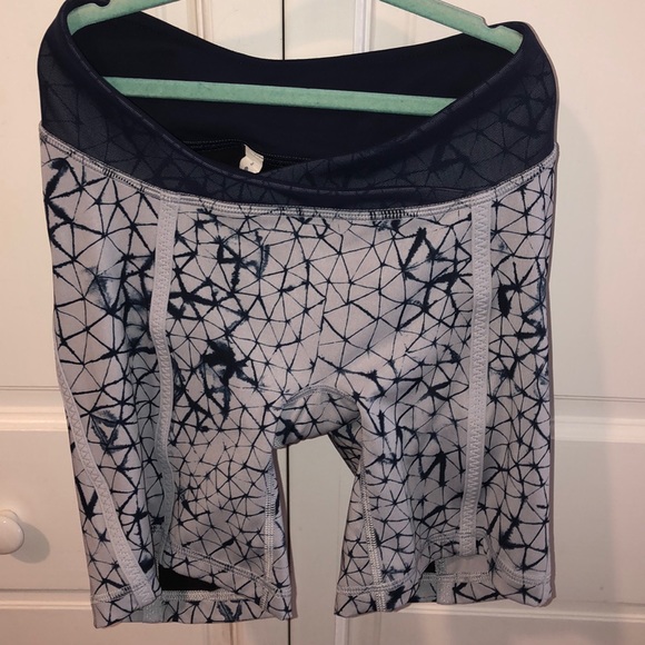 LULULEMON BLUE GRAY PADDED BICYCLE BIKE SHORTS 4